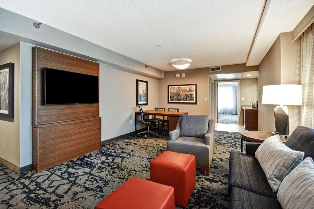 Embassy Suites By Hilton Omaha Downtown Old Market Phòng bức ảnh